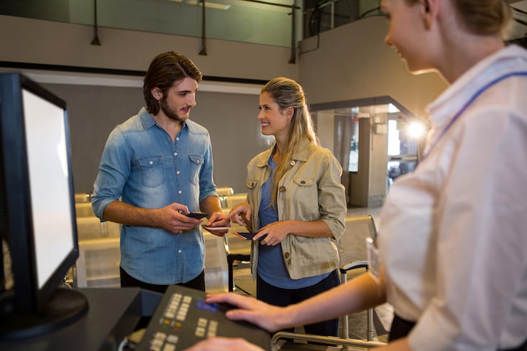 How Field Service Teams Add External Capacity Without Losing Service Control